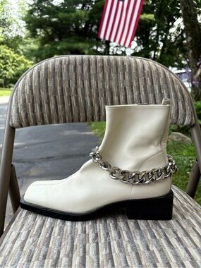 ZARA- White Leather Ankle Boots with Silver Chain
